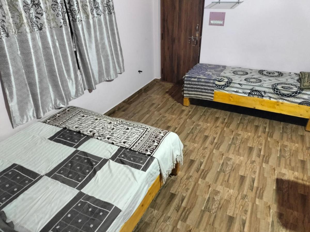 Prajwal Home Stay Хампі Екстер'єр фото