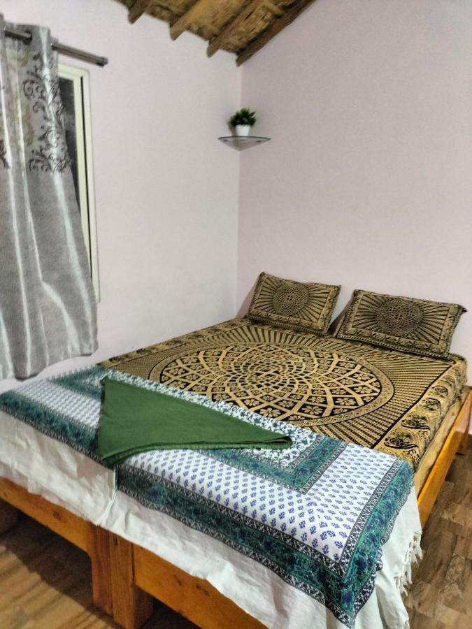 Prajwal Home Stay Хампі Екстер'єр фото