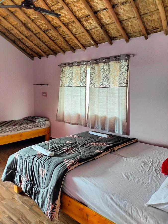 Prajwal Home Stay Хампі Екстер'єр фото