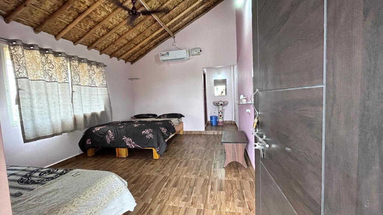 Prajwal Home Stay Хампі Екстер'єр фото