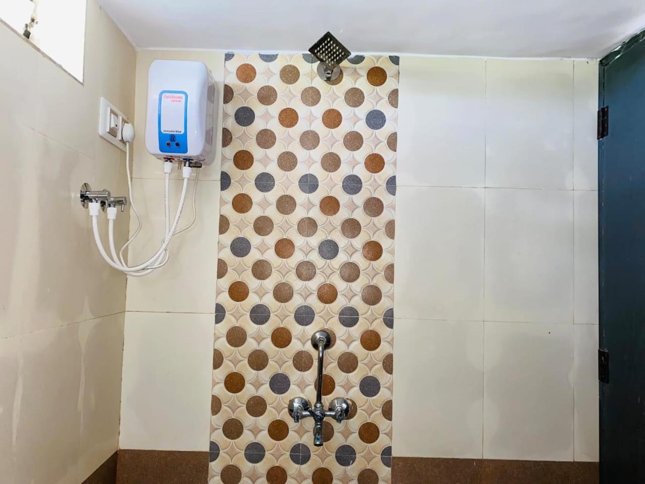 Prajwal Home Stay Хампі Номер фото